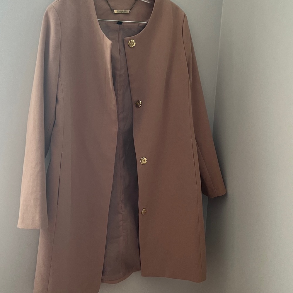 IMAN Jacket - Picture 3 of 10